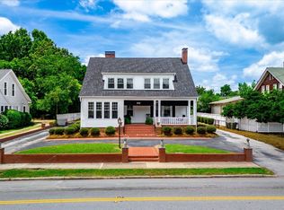 602 S Broad St, Clinton, SC 29325