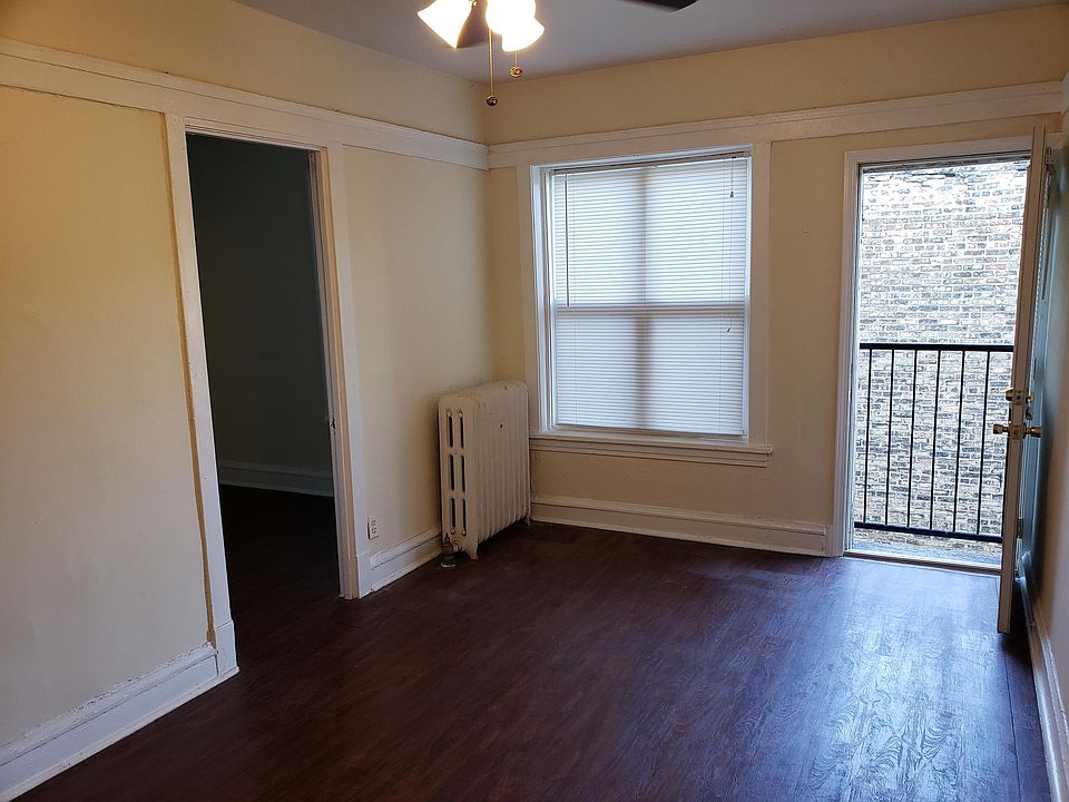 2nd image of 4551 N Christiana Ave APT 2