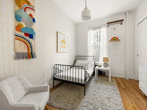 411 15th Street image 4 of 7