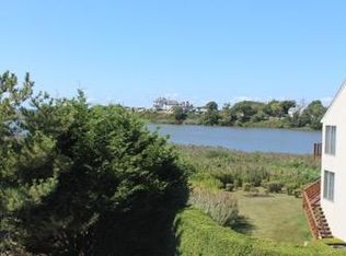 6 Murray Pl, Newport, RI 02840