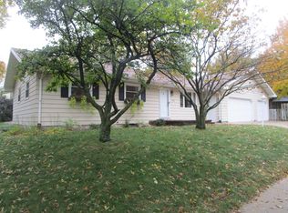 2724 9th Ave NW, Rochester, MN 55901