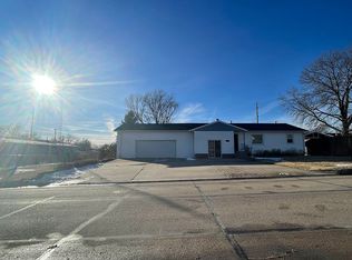 105 Everett St, Alma, NE 68920