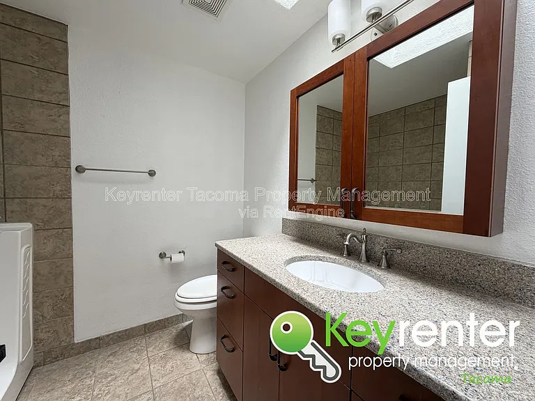 629 Sandra Lee Ct SE — Photo 11