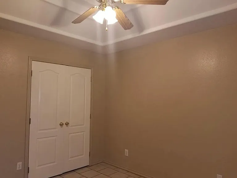 1505 Prosperity Dr #2 — Photo 10