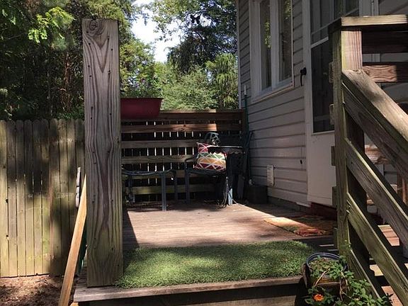 5th image of 2600 E Laburnum Ave