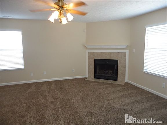 4th image of 3162 Delaway Ln