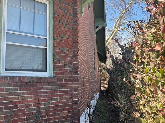 4th image of 5446 W Florissant Ave