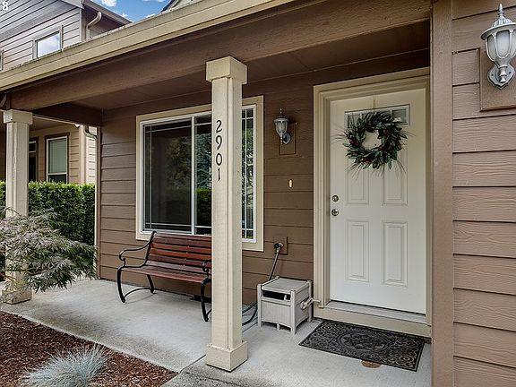 2nd image of 2901 NE 157th Ct