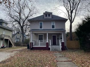 703 W Illinois St, Urbana, IL