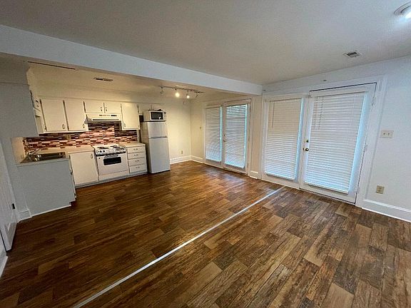 5th image of 1203 E 5th St #B