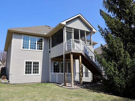 3rd image of 1616 Independence Dr