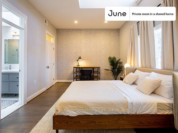 3rd image of 4419 3rd St NW #A