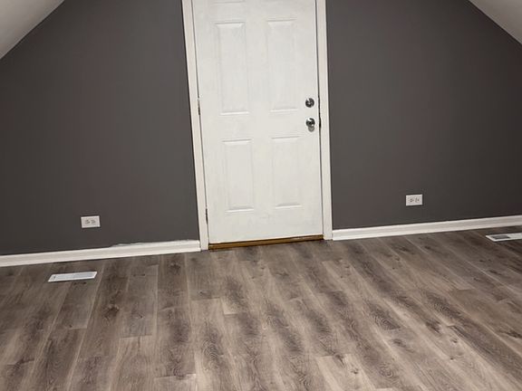 4th image of 1619 S Harding Ave #3