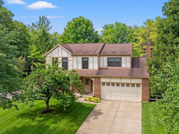 8935 Creekwood Dr, Maineville, OH 45039