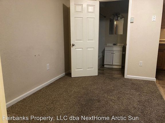 5th image of 1782 Army Rd APT 3