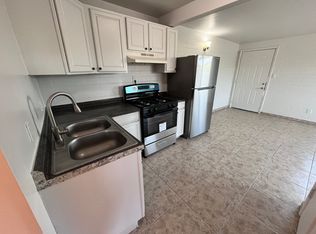 2053 N Alvernon Way APT 18, Tucson, AZ 85712