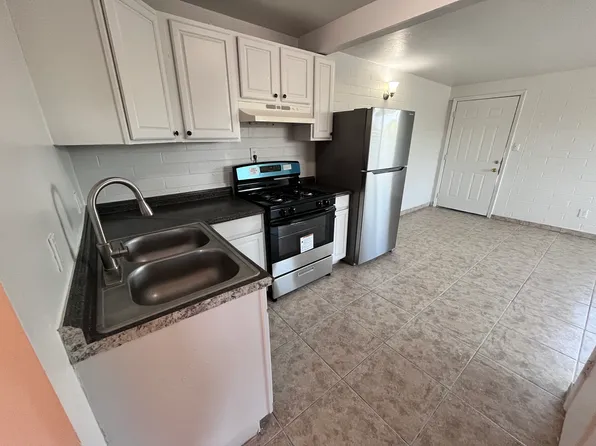2053 N Alvernon Way APT 18, Tucson, AZ 85712