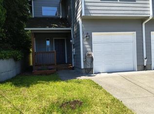 217 S 4th St, Saint Helens, OR 97051
