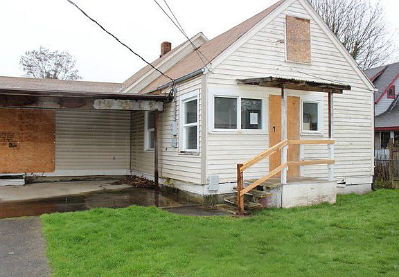 2nd image of 3609 S J St