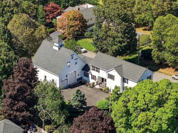 510 Prospect St, Methuen, MA 01844
