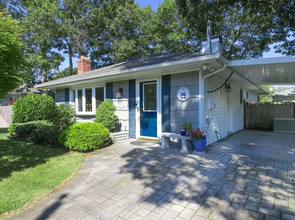 21 Dressel Drive, Mastic, NY 11950