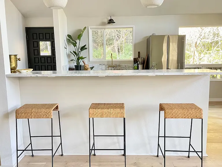 8200 Hansen Rd NE — Photo 5