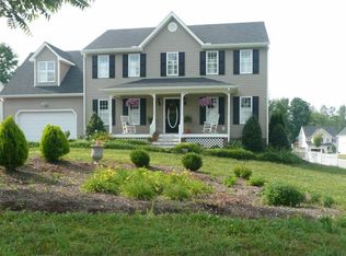 12002 Hazelnut Branch Pl, Midlothian, VA 23112