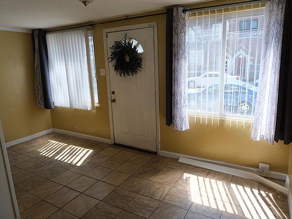 4th image of 8729 114th St