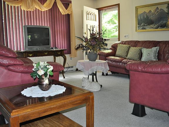5th image of 2741 Cleremont Dr