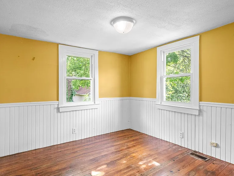 232 Georgia Ave — Photo 21