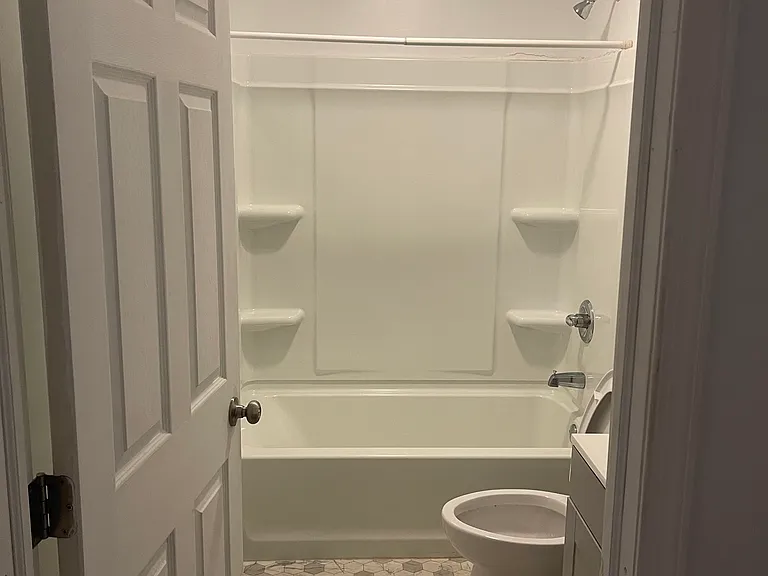 339 Market St #4 — Photo 3