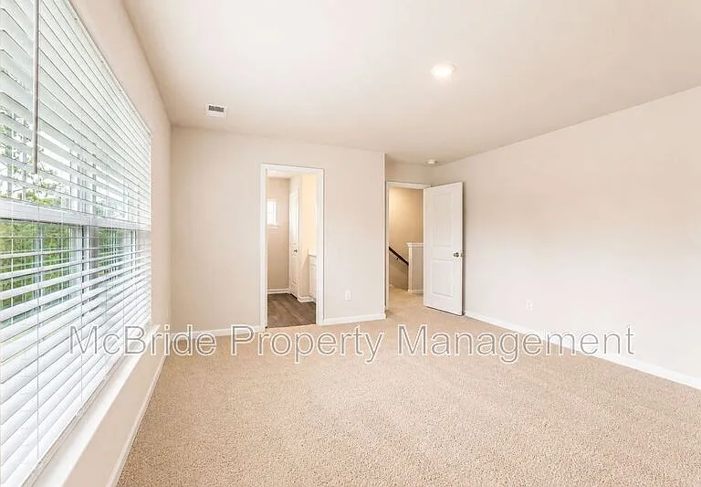1018 Aldrich St — Photo 12