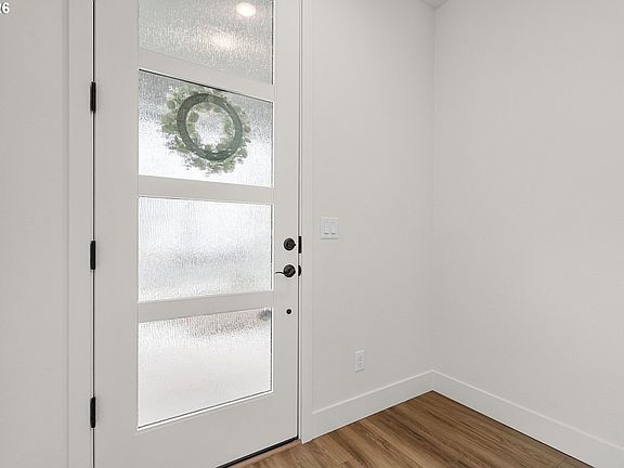 4th image of 16017 Barlow Trail Ln