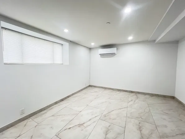 343 Sheffield St #B, Staten Island, NY 10310