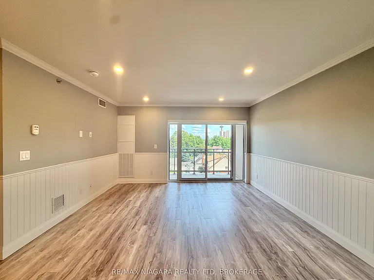 5698 Main St #414 — Photo 9