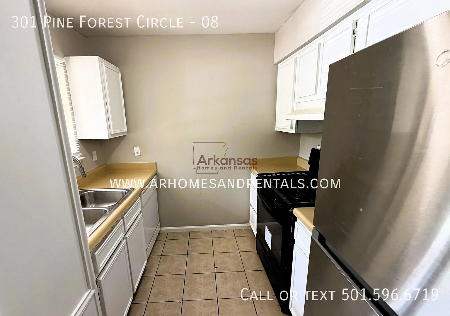 1/2 OFF 1st Month's Rent ~ 2 Bedrooms ~ 1.5 Bathrooms ~ Pine Forest Apts. Unit #08 — Photo 4