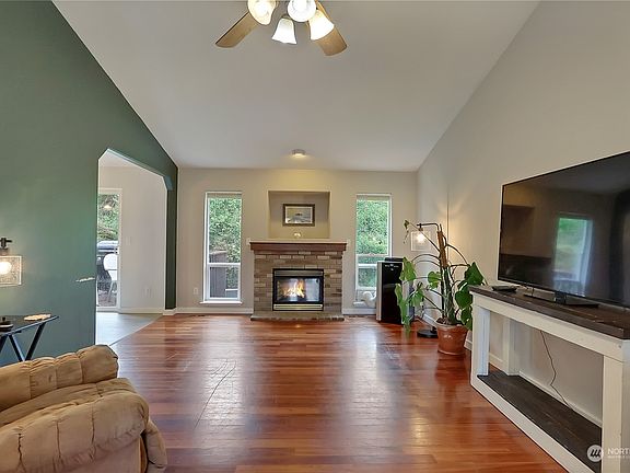 4th image of 6803 144th Street Ct E