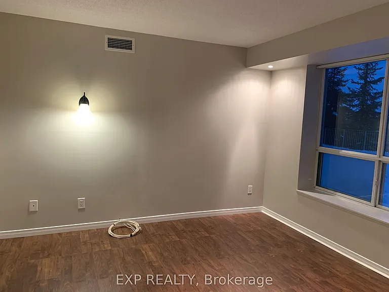 3 Ellesmere St #205 — Photo 12