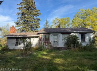 5500 Oak Grove Rd, Howell, MI 48855