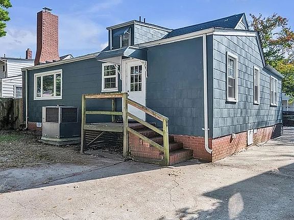 3rd image of 332 E Leicester Avenue332 Ave
