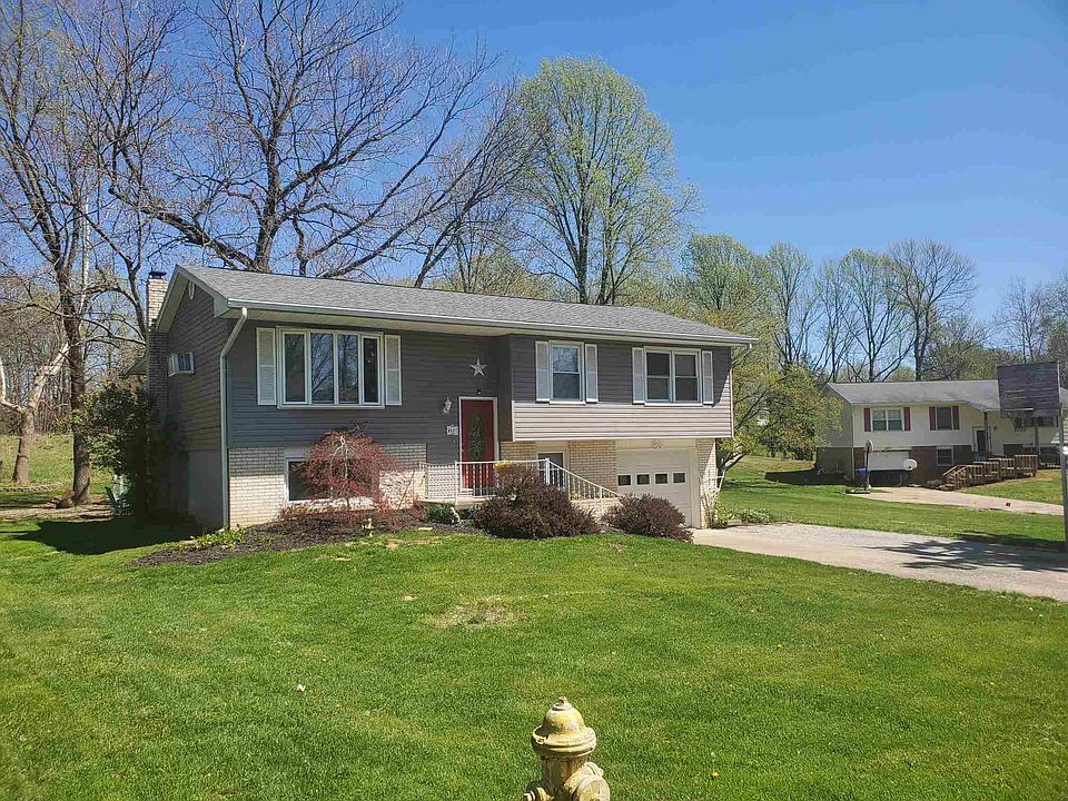 1st image of 850 N Chandler Dr