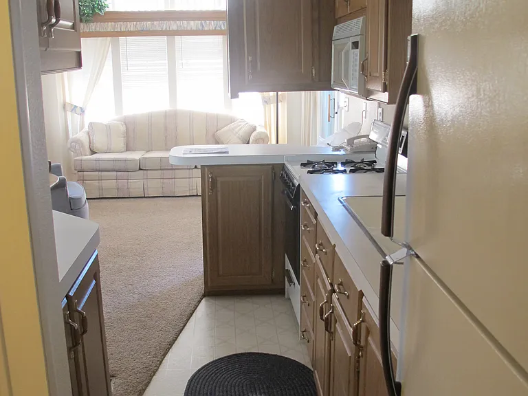 1449 Prospect Dr — Photo 9