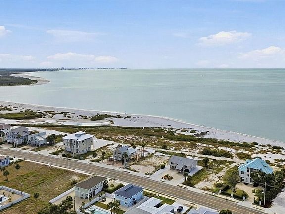 4th image of 8010 Estero Blvd
