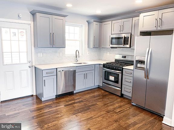 5th image of 1437 N Marston St