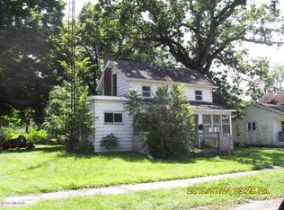 205 1st Ave, Dowagiac, MI 49047