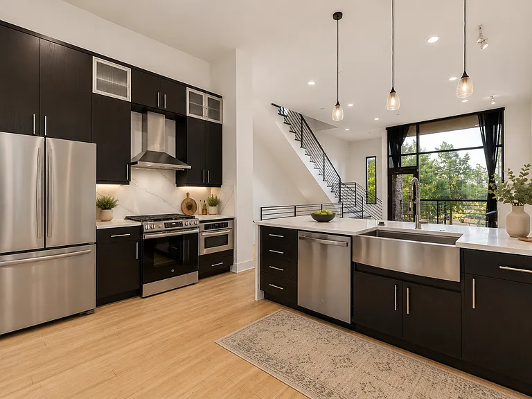 3200 Thomas Ave — Photo 4
