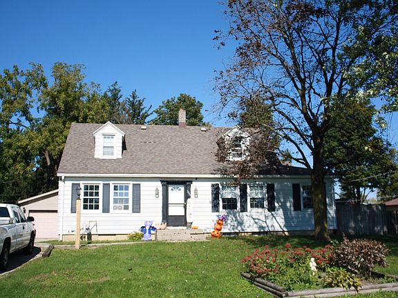 2nd image of 3640 Bass Rd