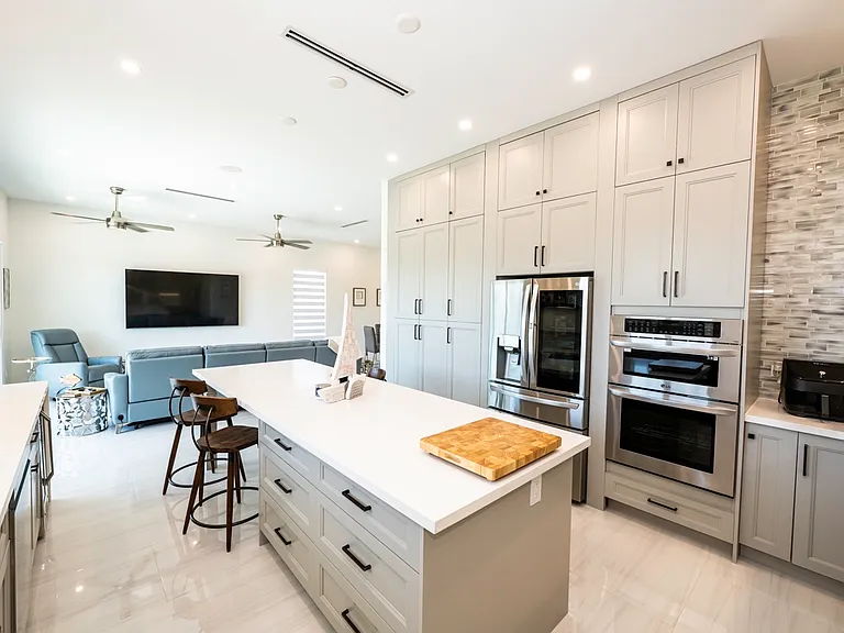 S Coconut Palm Blvd — Photo 6