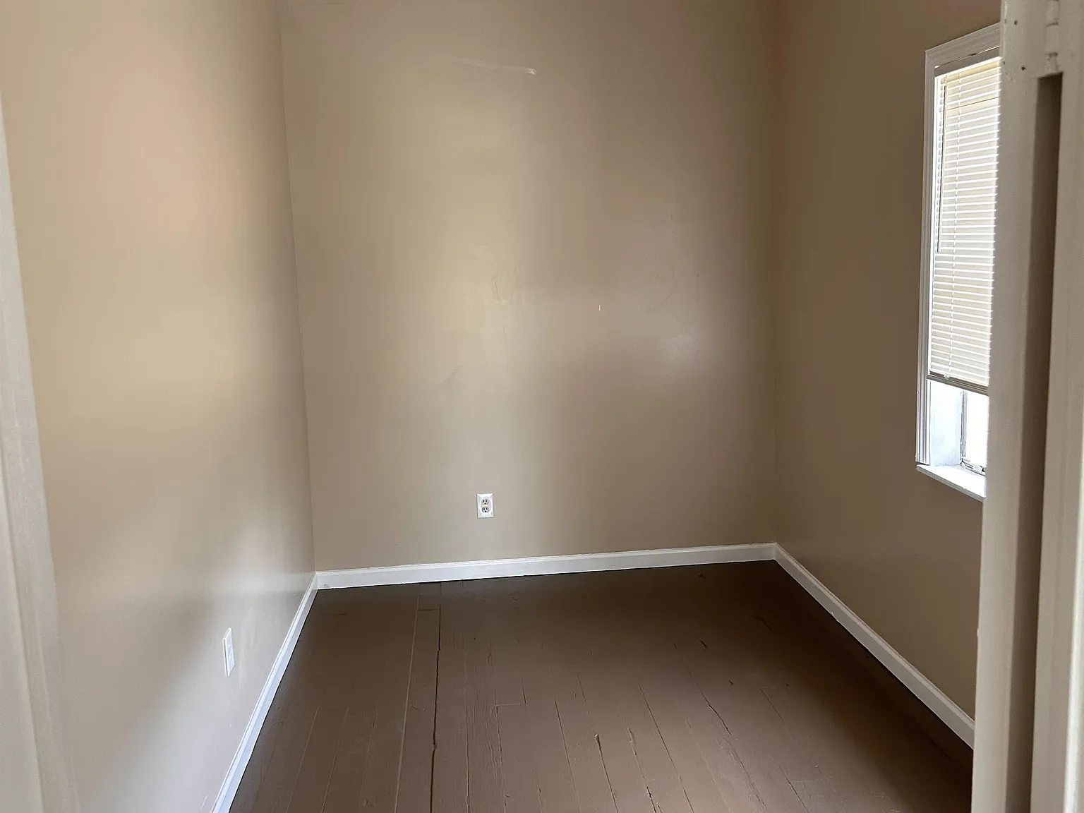 14413 Rippy Rd - B — Photo 4