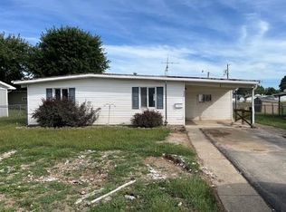 524 John St, Connersville, IN 47331